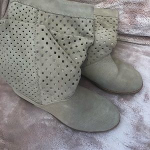 Suede tan boots